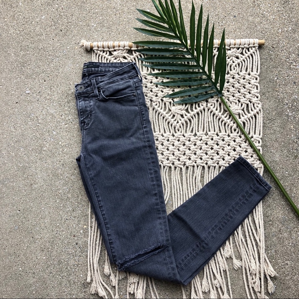 Big Star 1974 Grey Distressed Skinny Jeans Size 25
